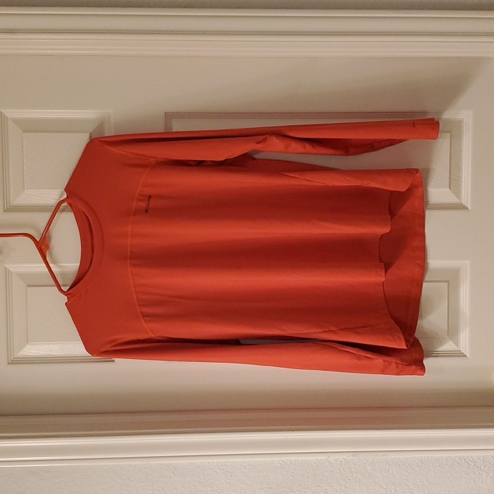 Columbia Light Weight Top
